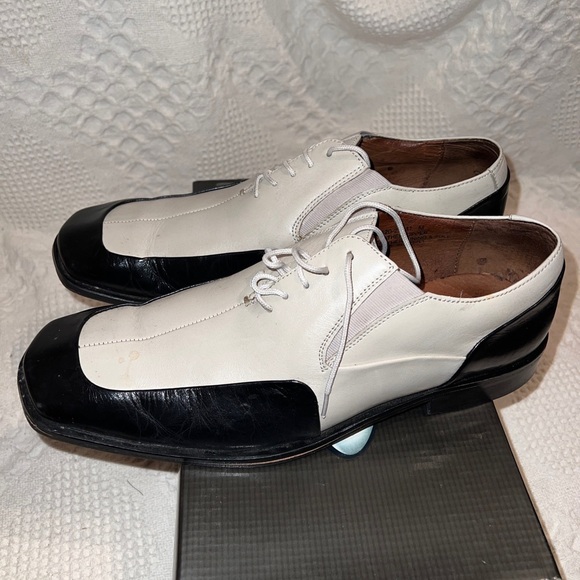 Men’s dress shoes size 11 - Picture 2 of 3